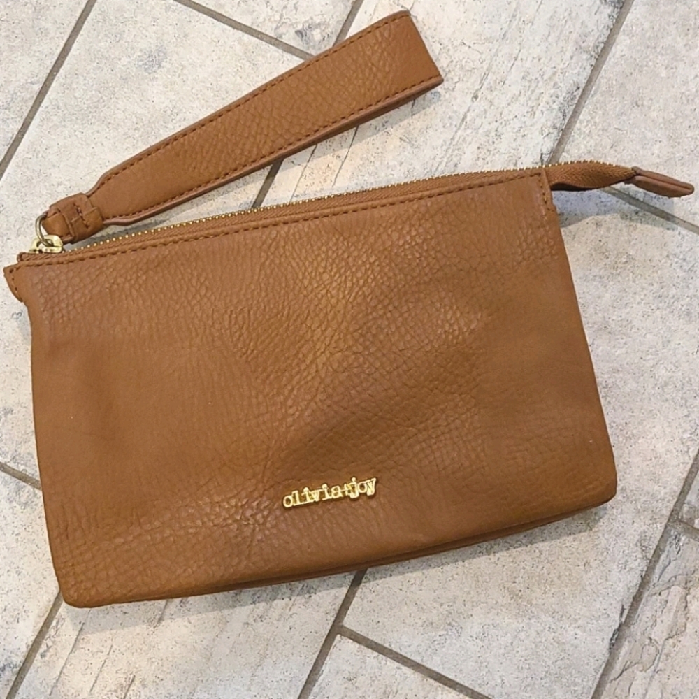 Olivia+Joy wristlet